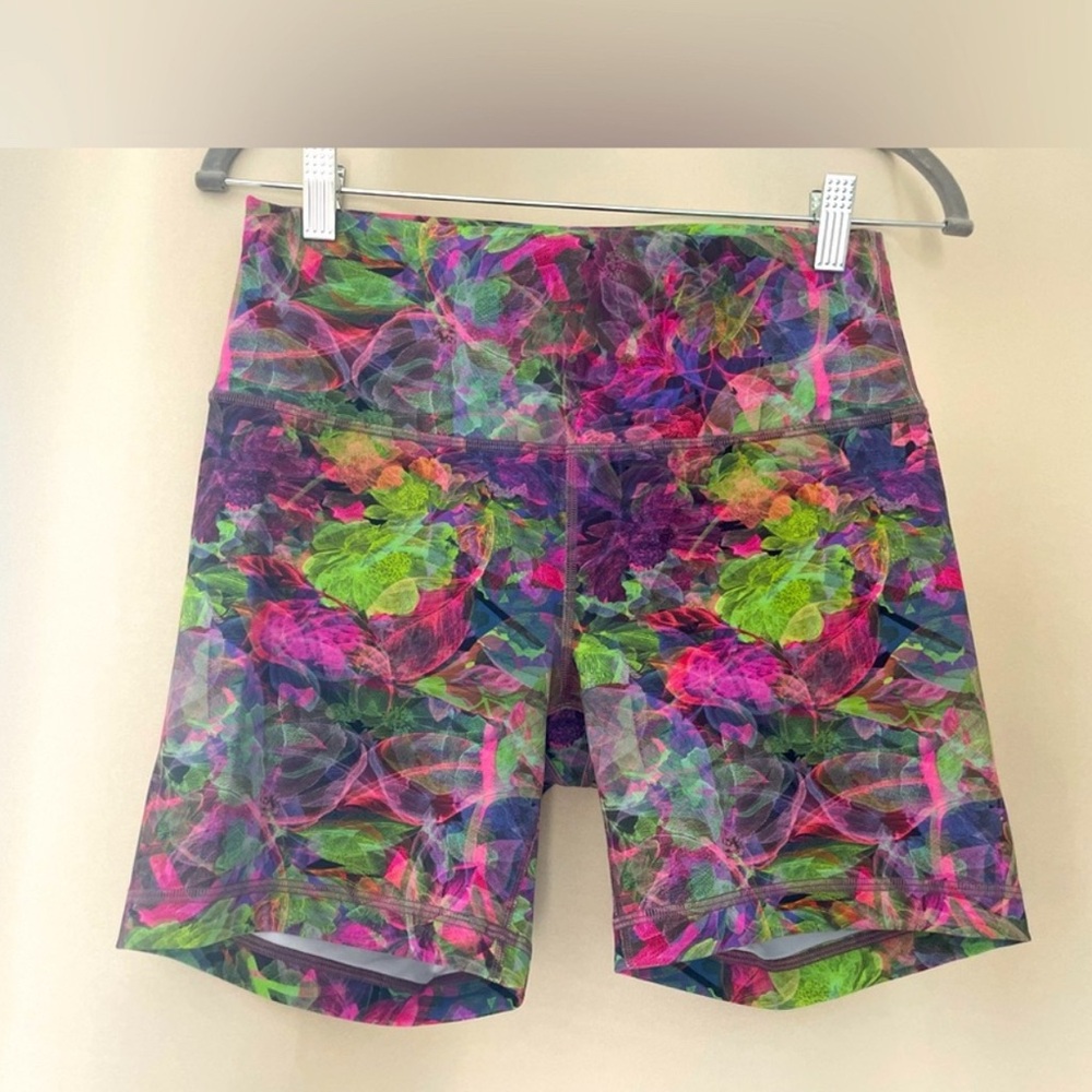 Lululemon Wunder Train Shorts